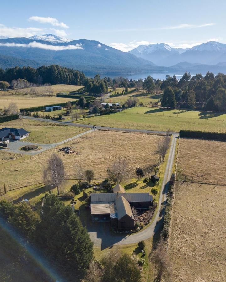 Alpine Rock B&B Te Anau Exterior photo